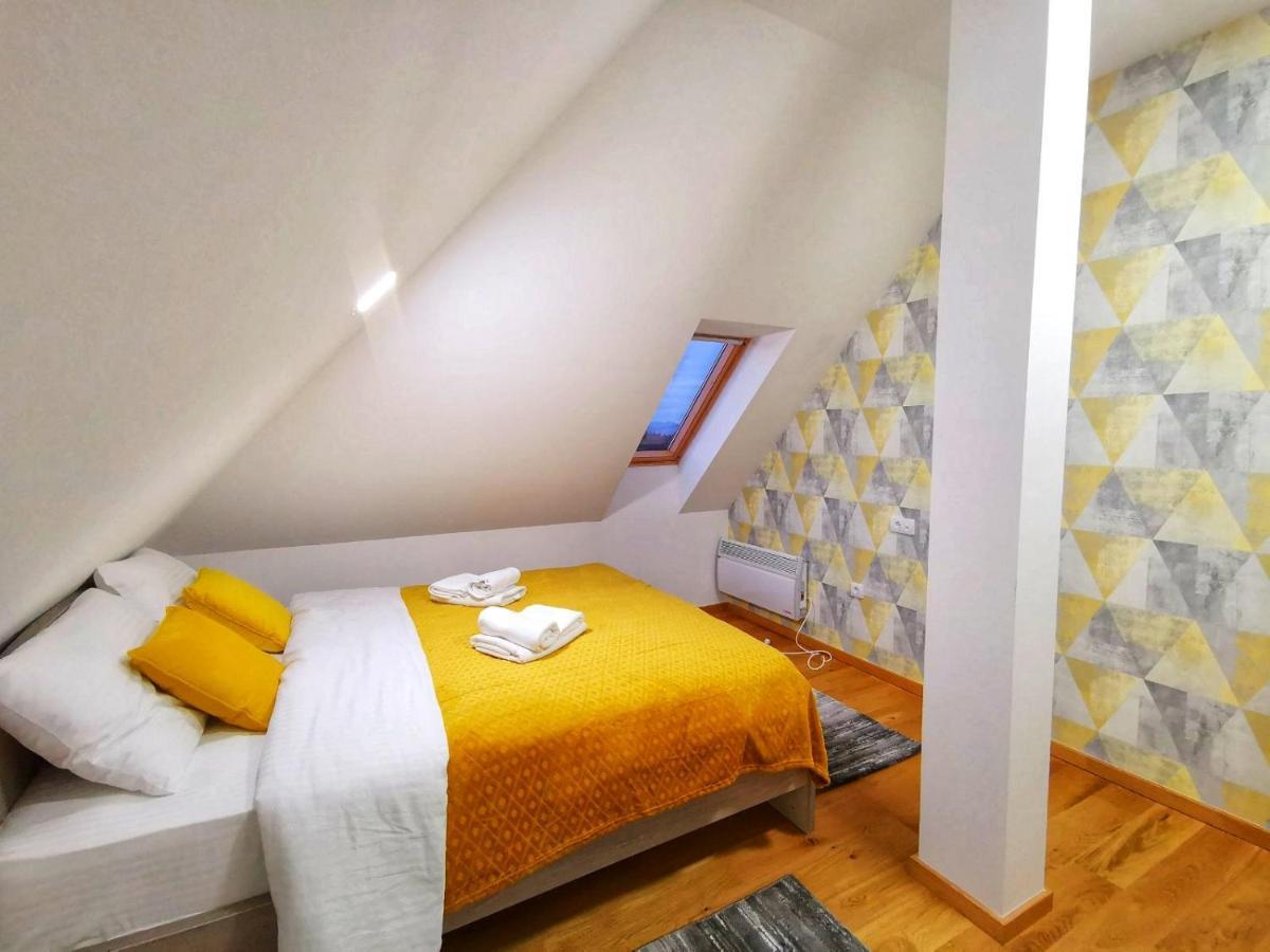 Hills Afrodita Moon Apartment Zlatibor