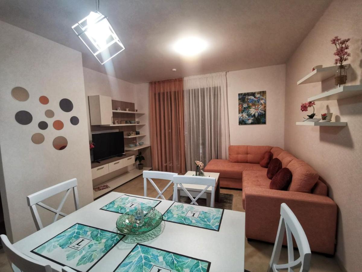 Hills Afrodita Moon Apartment *