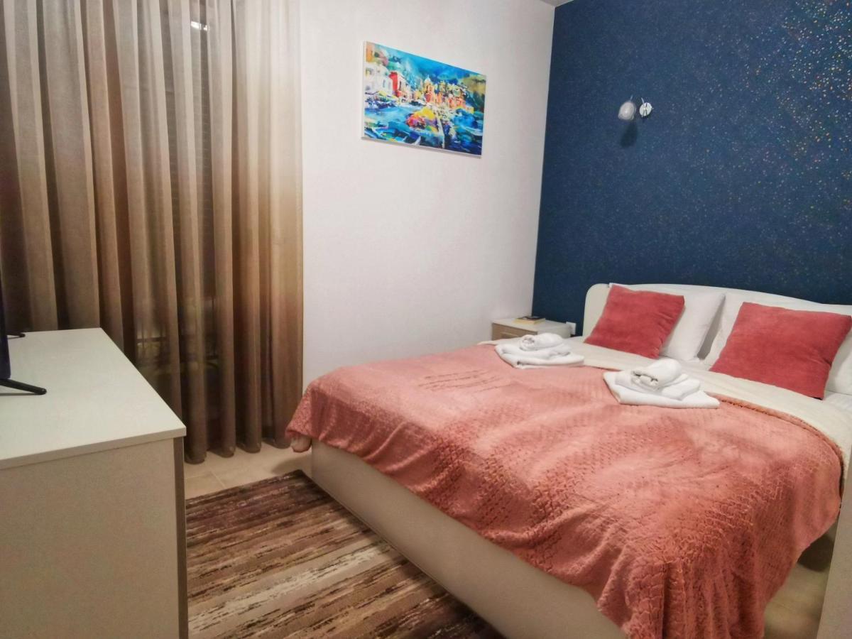 Hills Afrodita Moon Apartment *